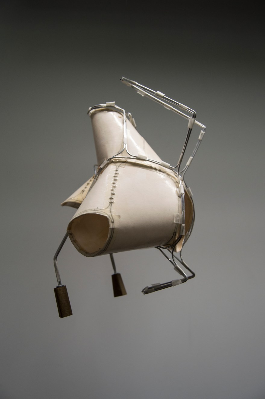 01_On how to land_01